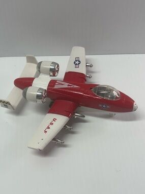 Military Jet Warthog Thunderbolt II USAF A10 Diecast Friction 6” Light Sound